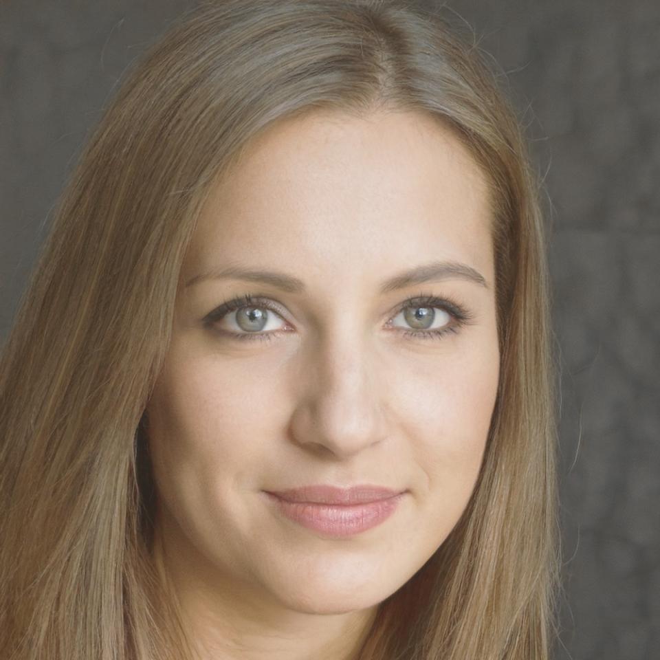 Finanzexpertin Rike Henningsen